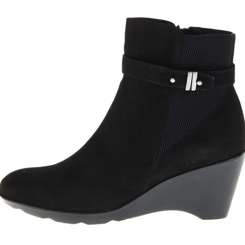 Blondo Aqua Protect suede wedge boots